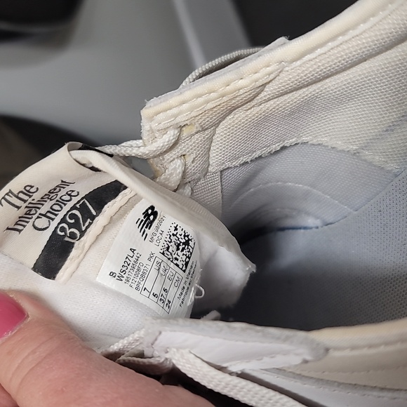 New Balance WS327LA White Moonbeam Leather Athletic Shoes - Picture 9 of 16